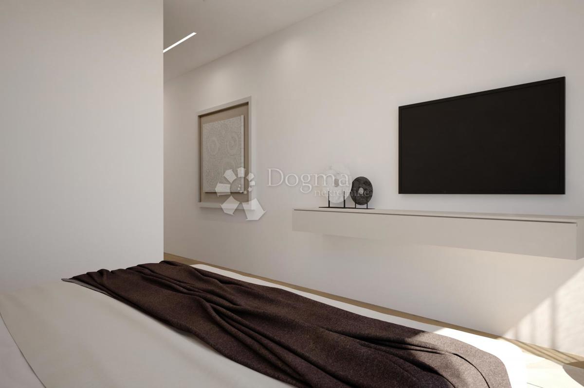 APPARTAMENTO DI LUSSO CON I PIÙ ALTI STANDARD - ROVIGNO, CENTRO