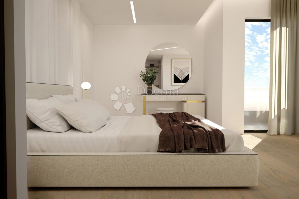 APPARTAMENTO DI LUSSO CON I PIÙ ALTI STANDARD - ROVIGNO, CENTRO