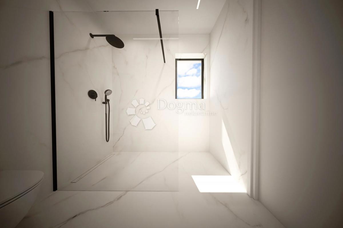 APPARTAMENTO DI LUSSO CON I PIÙ ALTI STANDARD - ROVIGNO, CENTRO