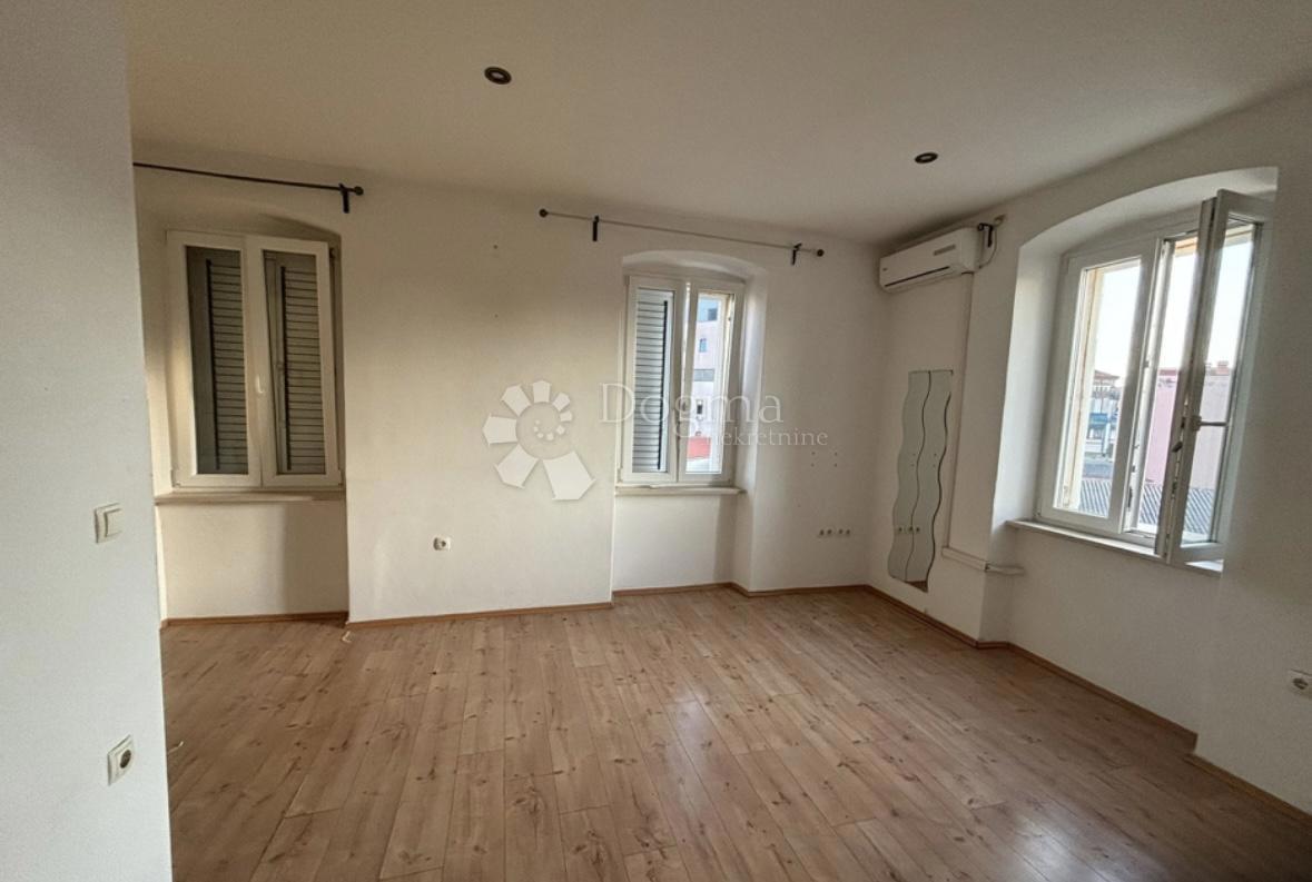 Allogio Kolovare, Zadar, 67m2