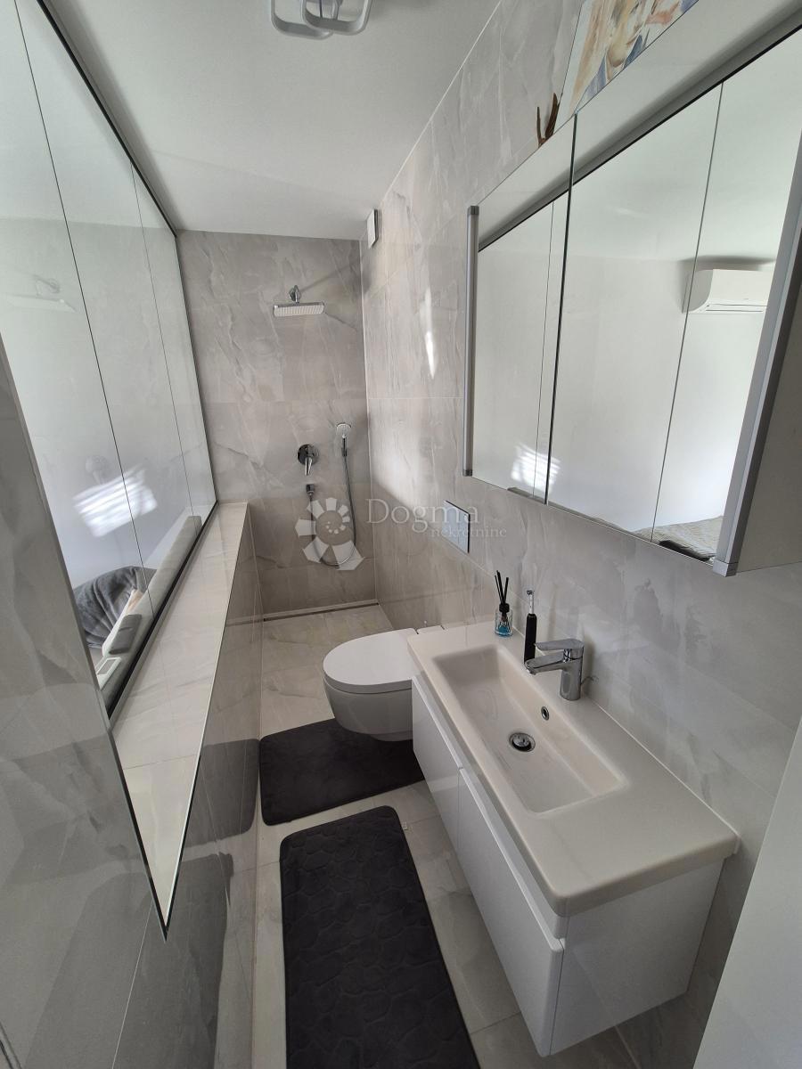 Casa Dramalj, Crikvenica, 486m2