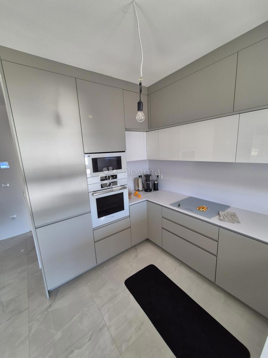 Casa Dramalj, Crikvenica, 486m2