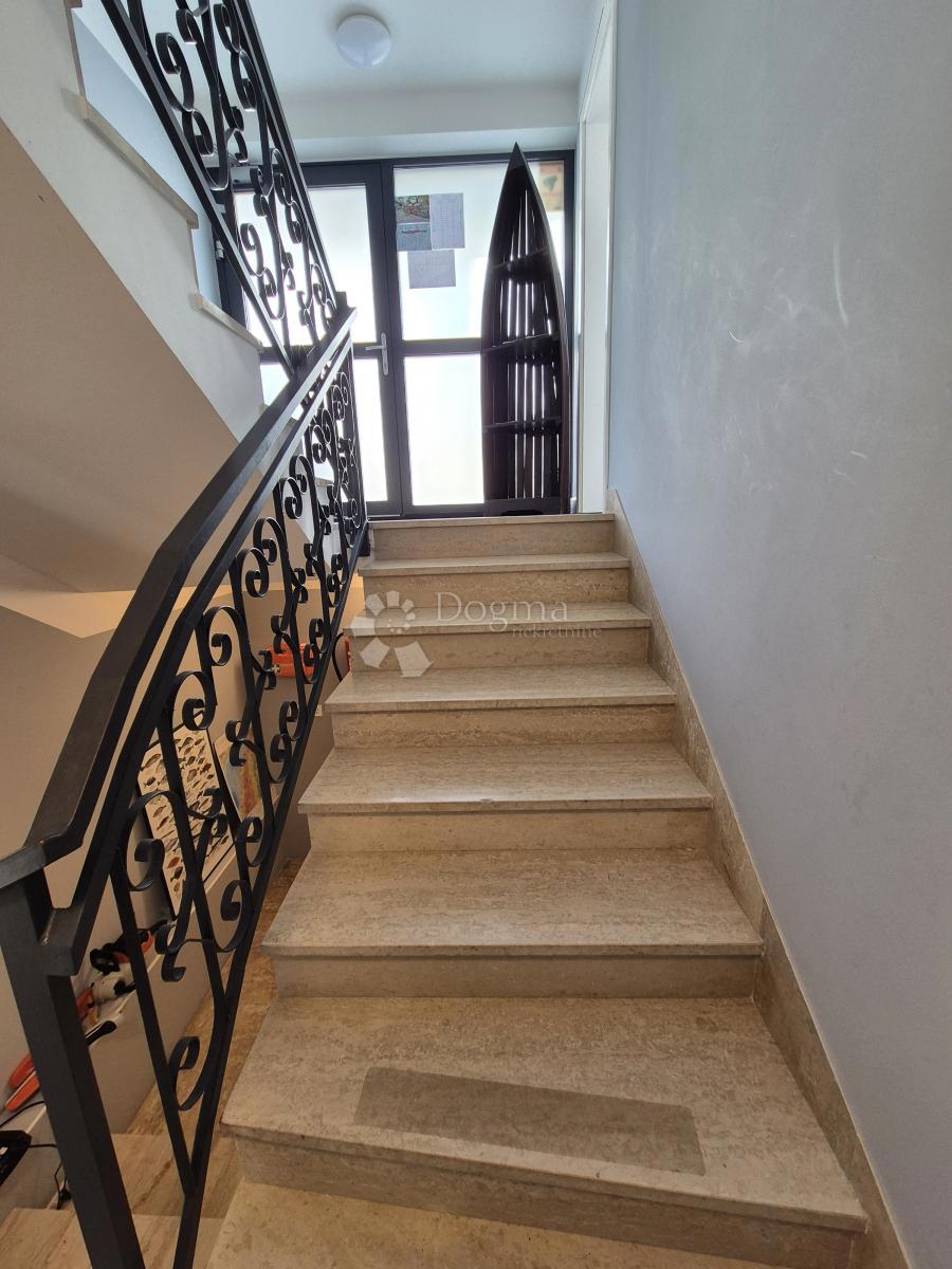 Casa Dramalj, Crikvenica, 486m2