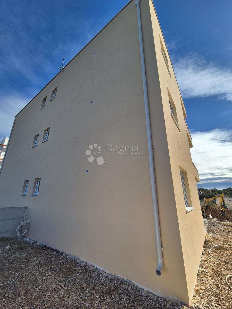 Allogio Donje Ražine, Šibenik, 44,57m2