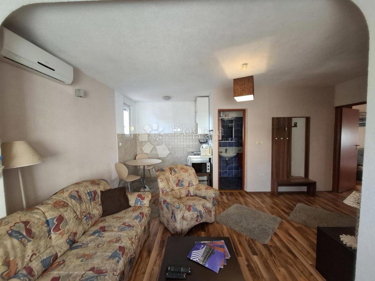 Casa Industrijska četvrt, Osijek, Ulica Svetog Josipa Radnika, 250m2