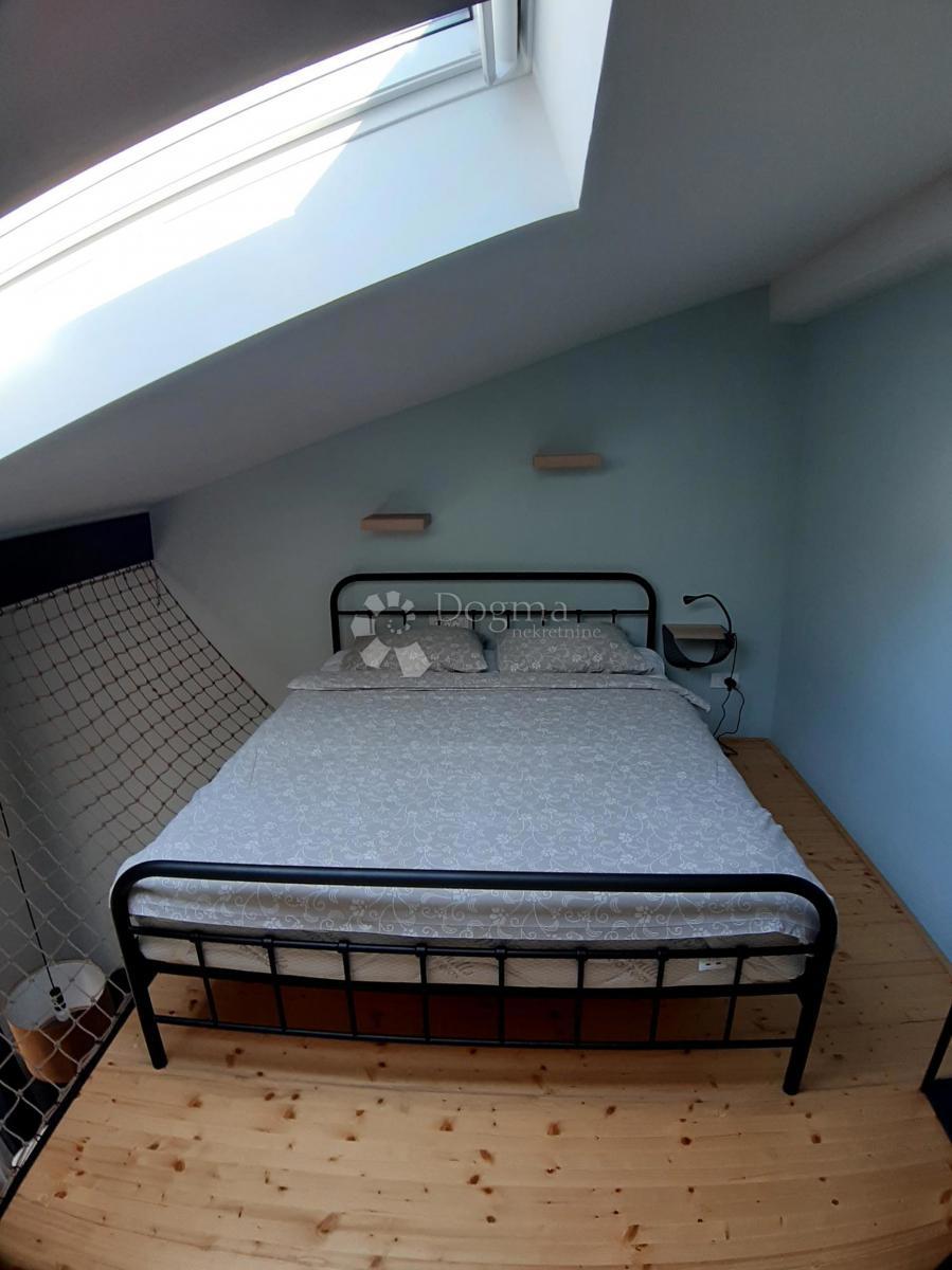 Casa Industrijska četvrt, Osijek, Ulica Svetog Josipa Radnika, 250m2