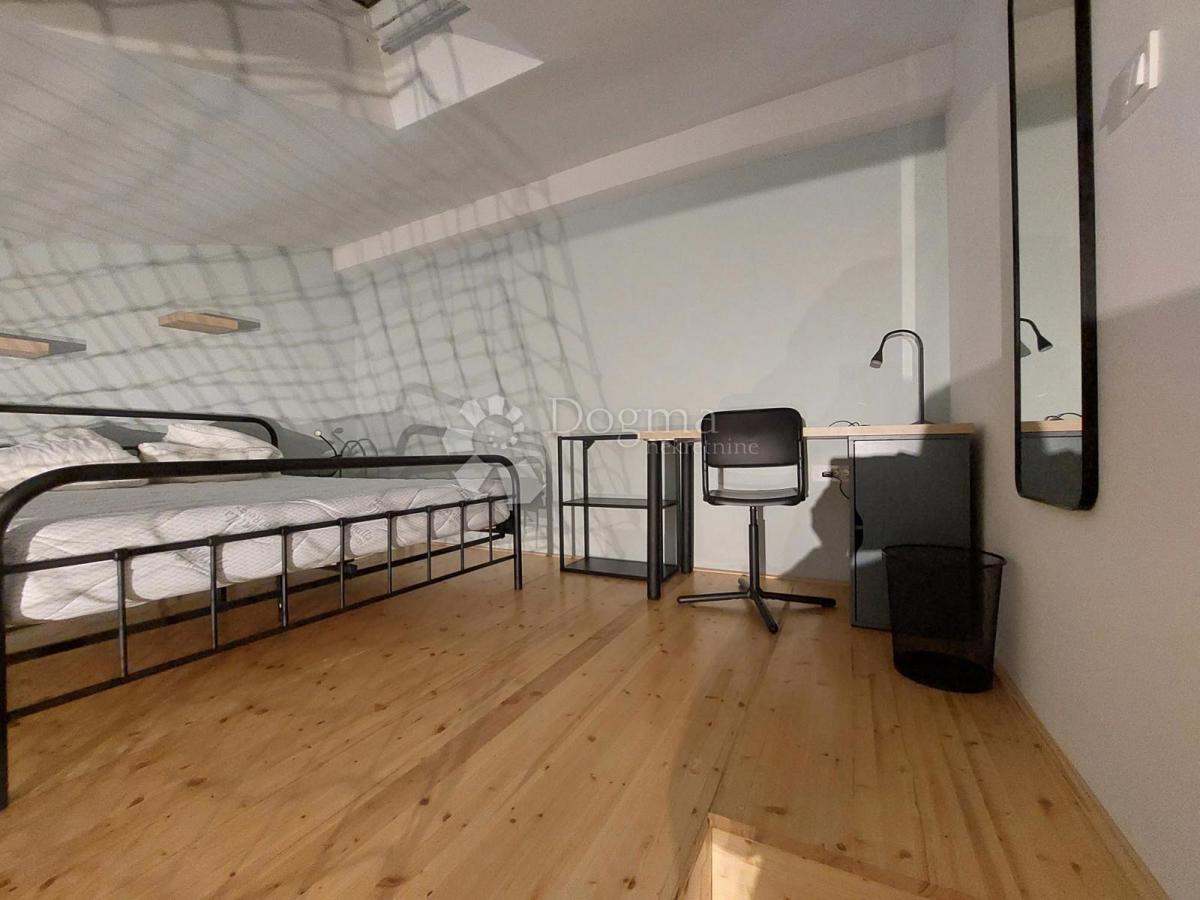 Casa Industrijska četvrt, Osijek, Ulica Svetog Josipa Radnika, 250m2