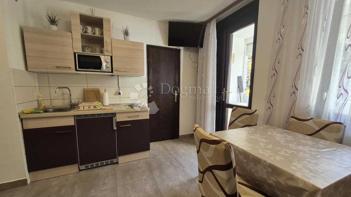 Appartamento con una camera da letto a 50 m dal mare