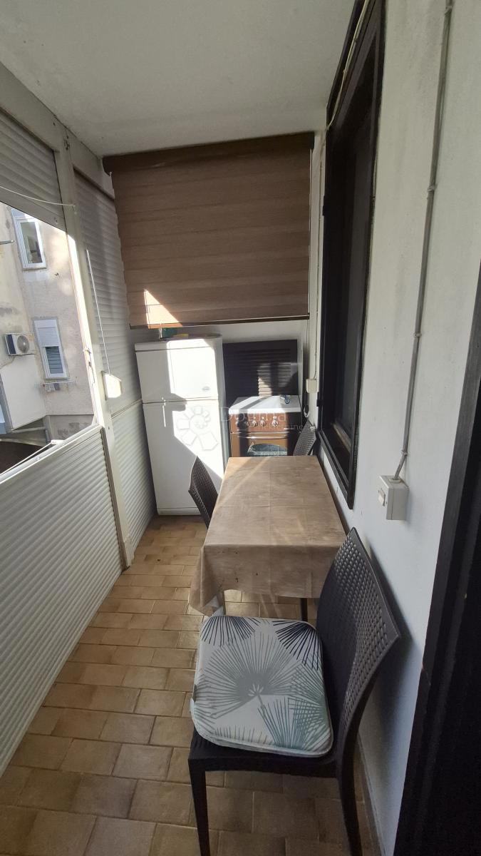 Appartamento con una camera da letto a 50 m dal mare