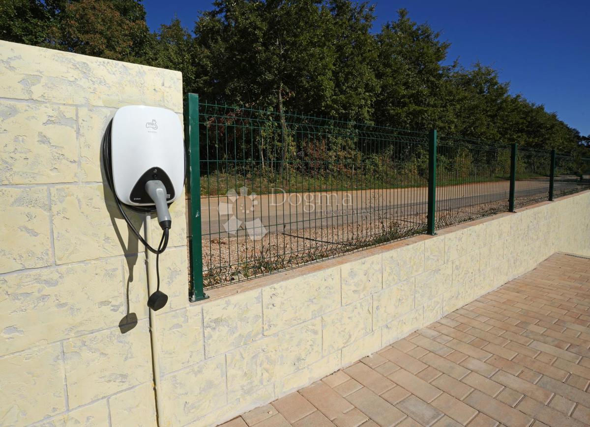 Casa Žminj, 170,01m2