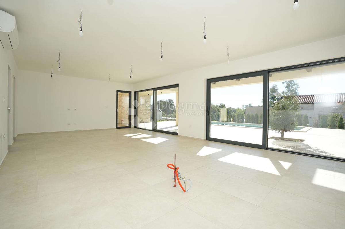 Casa Žminj, 170,01m2