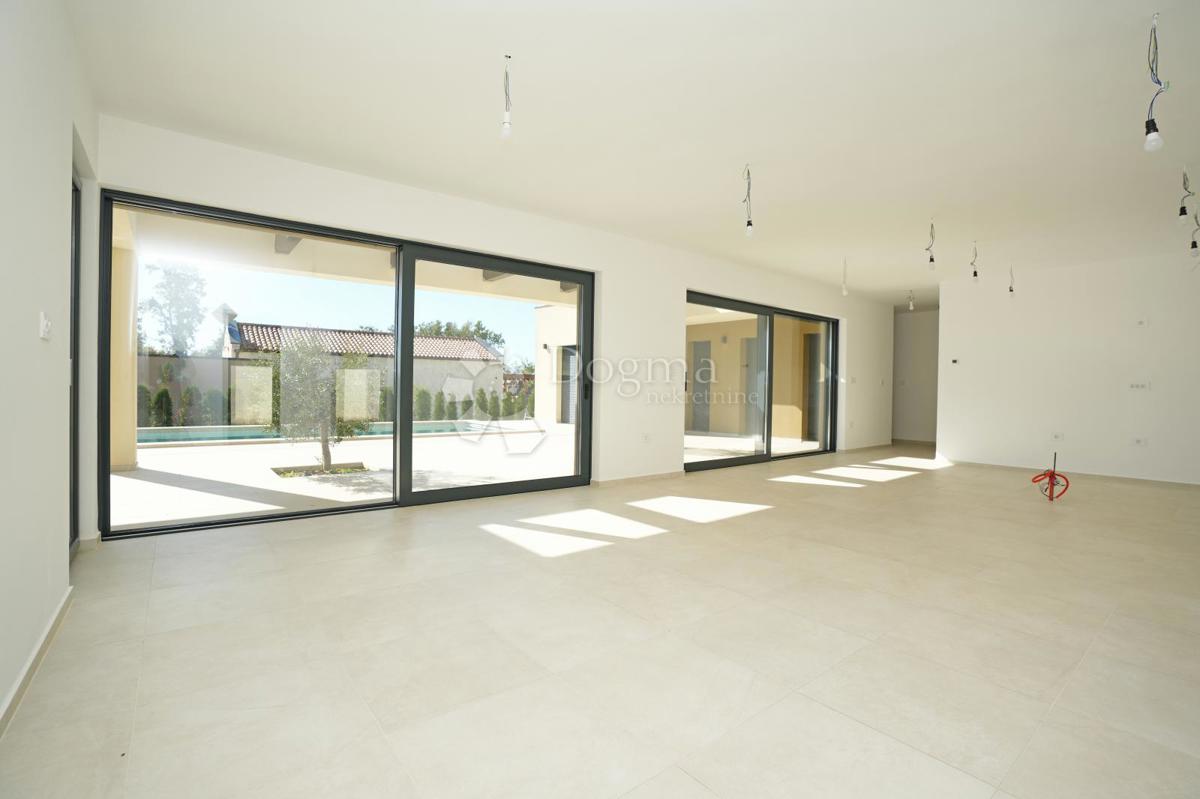 Casa Žminj, 170,01m2