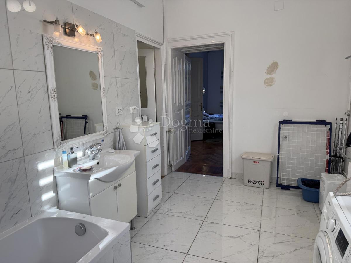 Gioiello d’investimento a Kaptolu