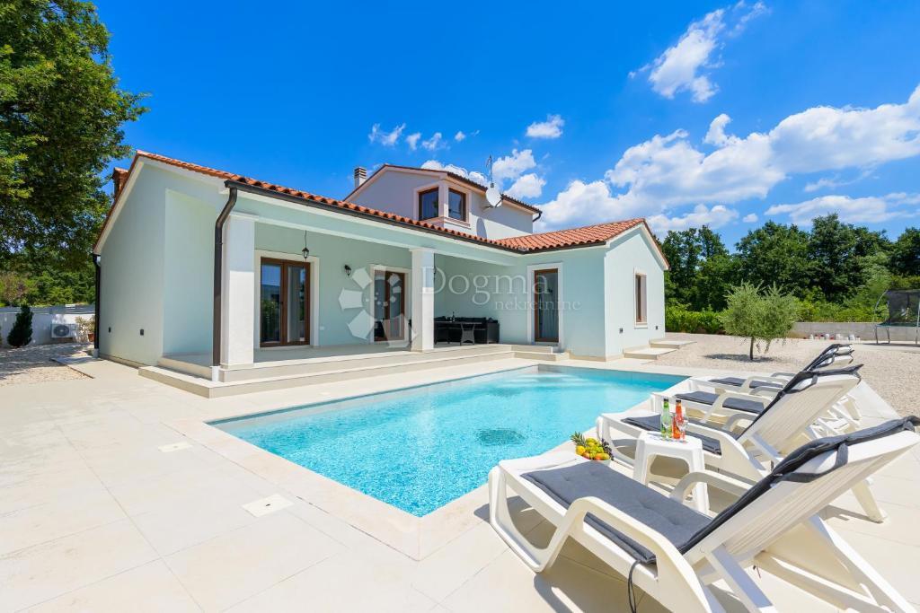 Casa Svetvinčenat, 160m2