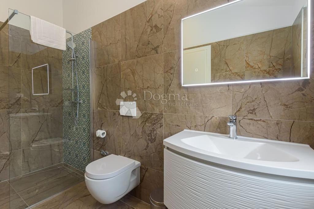 Casa Svetvinčenat, 160m2