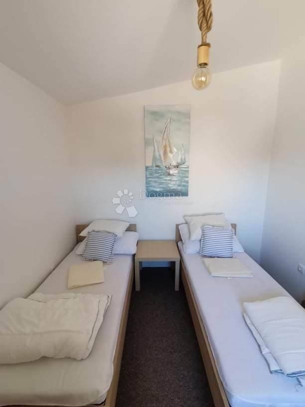 CASA IN VENDITA ISOLA DI VIR