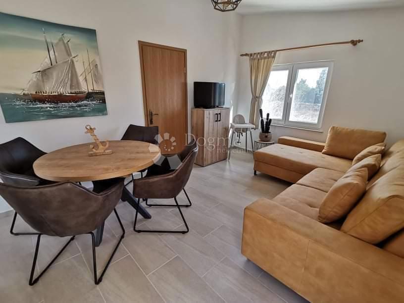 CASA IN VENDITA ISOLA DI VIR