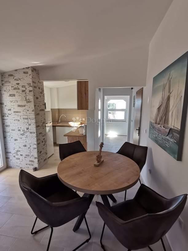 CASA IN VENDITA ISOLA DI VIR