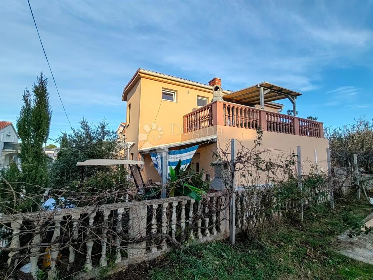 CASA IN VENDITA ISOLA DI VIR