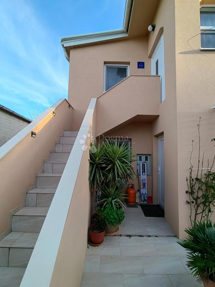 CASA IN VENDITA ISOLA DI VIR