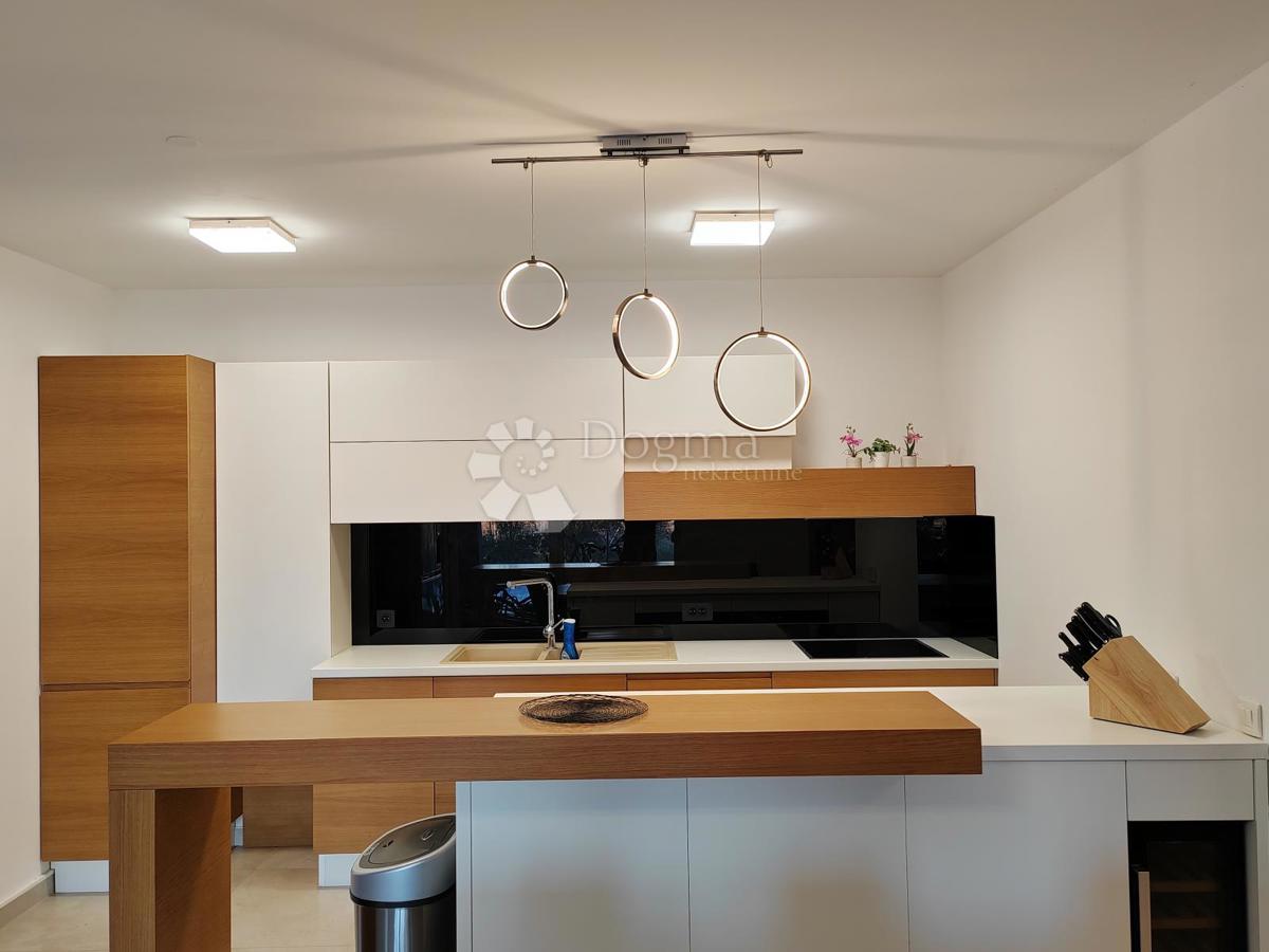 Casa Zaton, Nin, 603m2