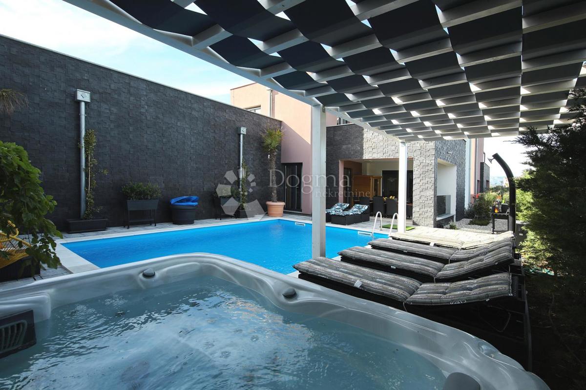 Casa Zaton, Nin, 603m2
