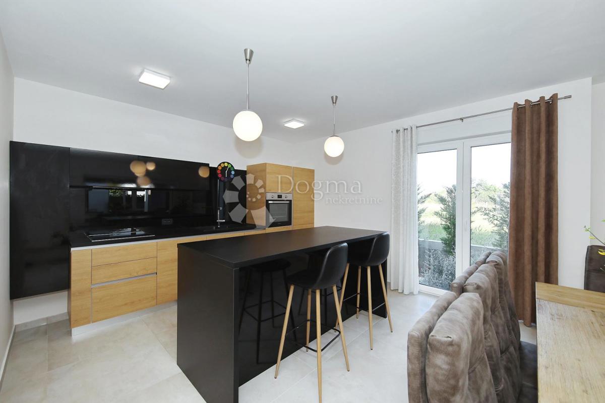 Casa Zaton, Nin, 603m2