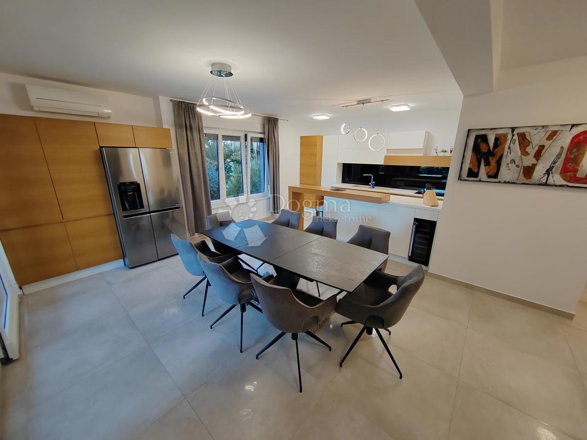 Casa Zaton, Nin, 603m2