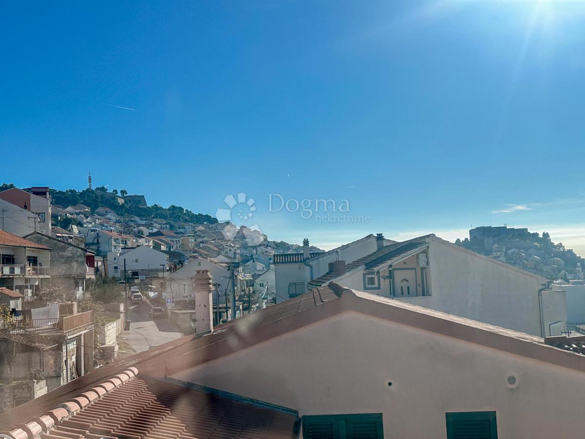 Allogio Crnica, Šibenik, 251,93m2