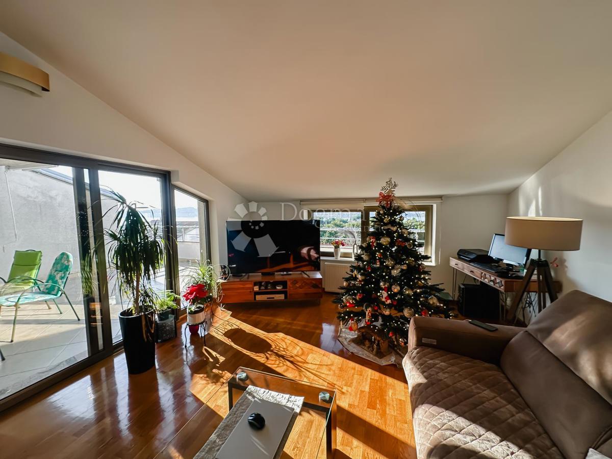 Allogio Crnica, Šibenik, 251,93m2