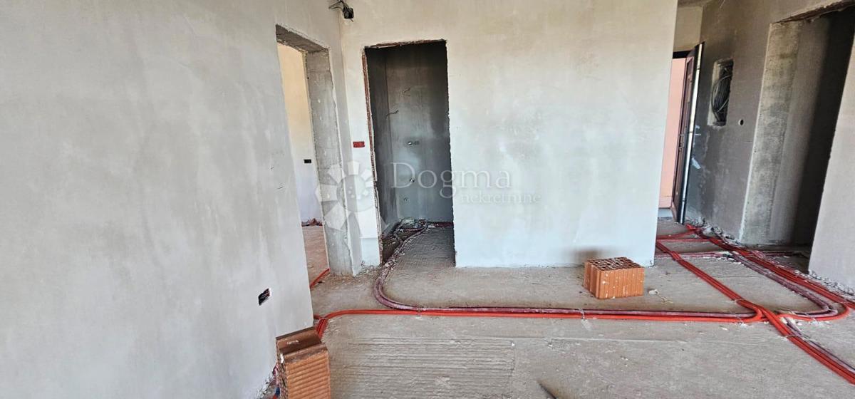 Appartamento Ljubač, Ražanac, 102,17m2