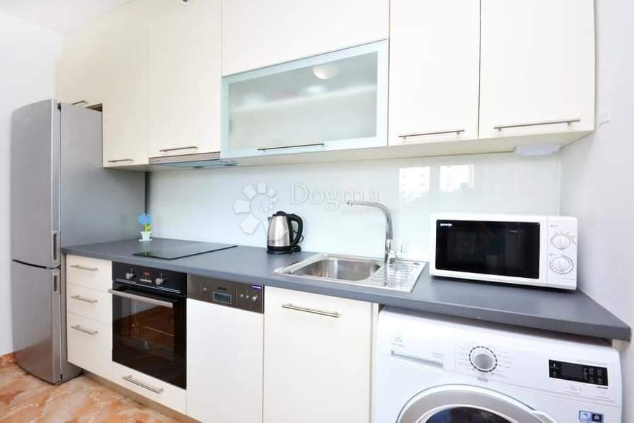 Allogio Blatine, Split, 79,01m2