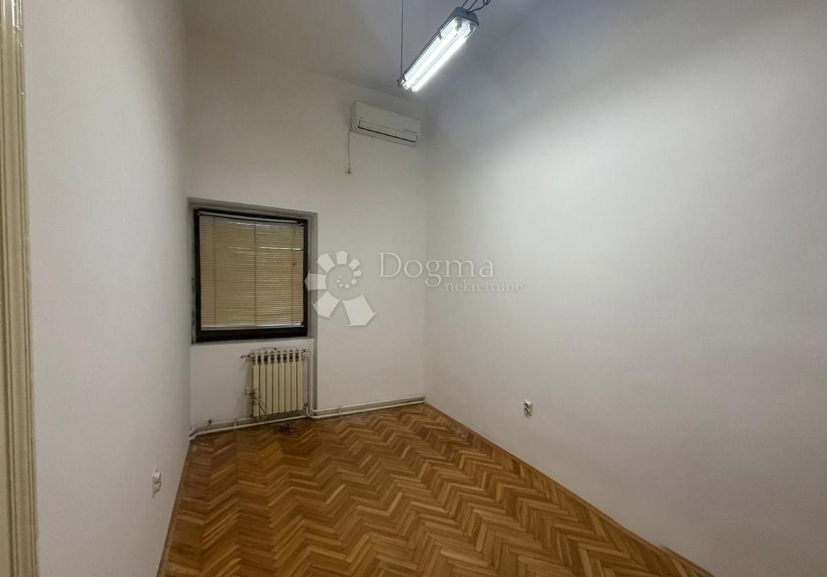 Locale commerciale Gornji grad / Centar, Osijek, 66,75m2