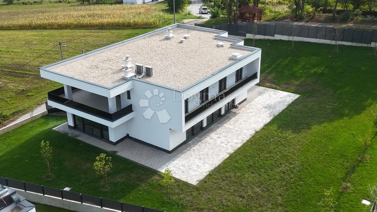 Casa Donji Trpuci, Brezovica, 645m2