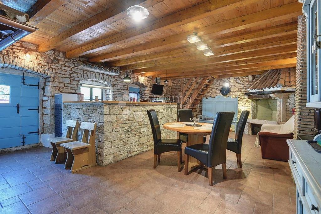 Casa Režanci, Svetvinčenat, 100m2