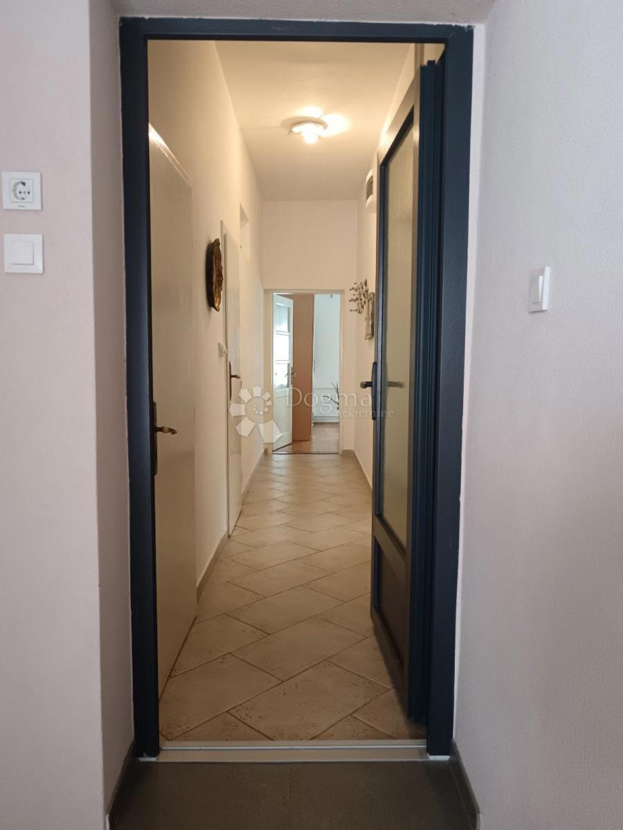 Casa Sajmište, Vukovar, 224m2