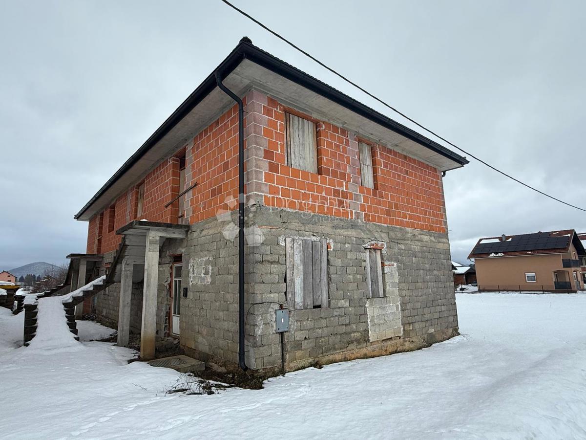 Casa Centar, Gospić, 330m2