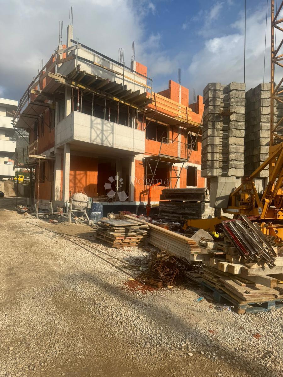 Allogio Kaštel Sućurac, Kaštela, 68m2