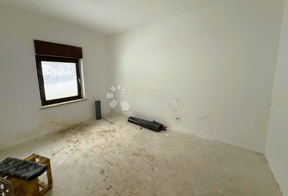 Locale commerciale Banfi, Štrigova, 4.543m2