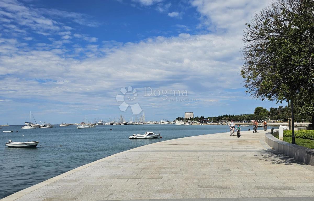 A 200 metri dal MARE/CHIUSO EDIFICIO RESIDENZIALE/GARAGE