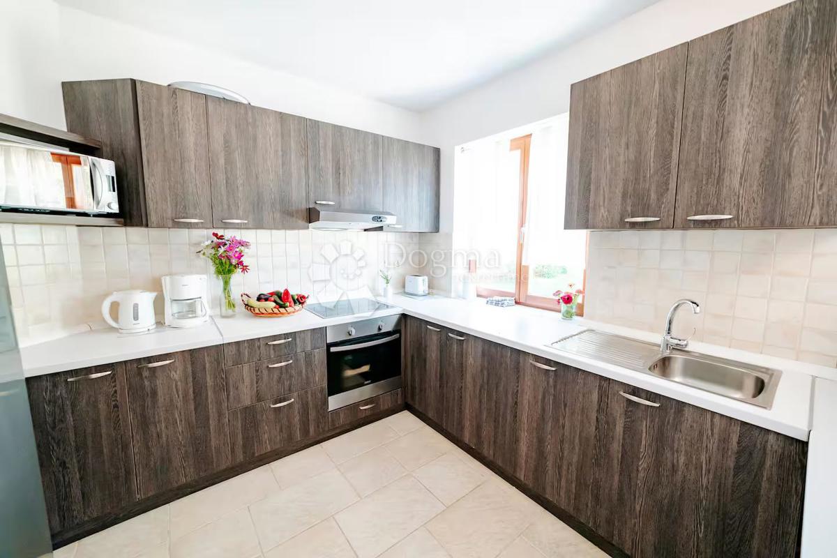 Casa Višnjan, 200m2