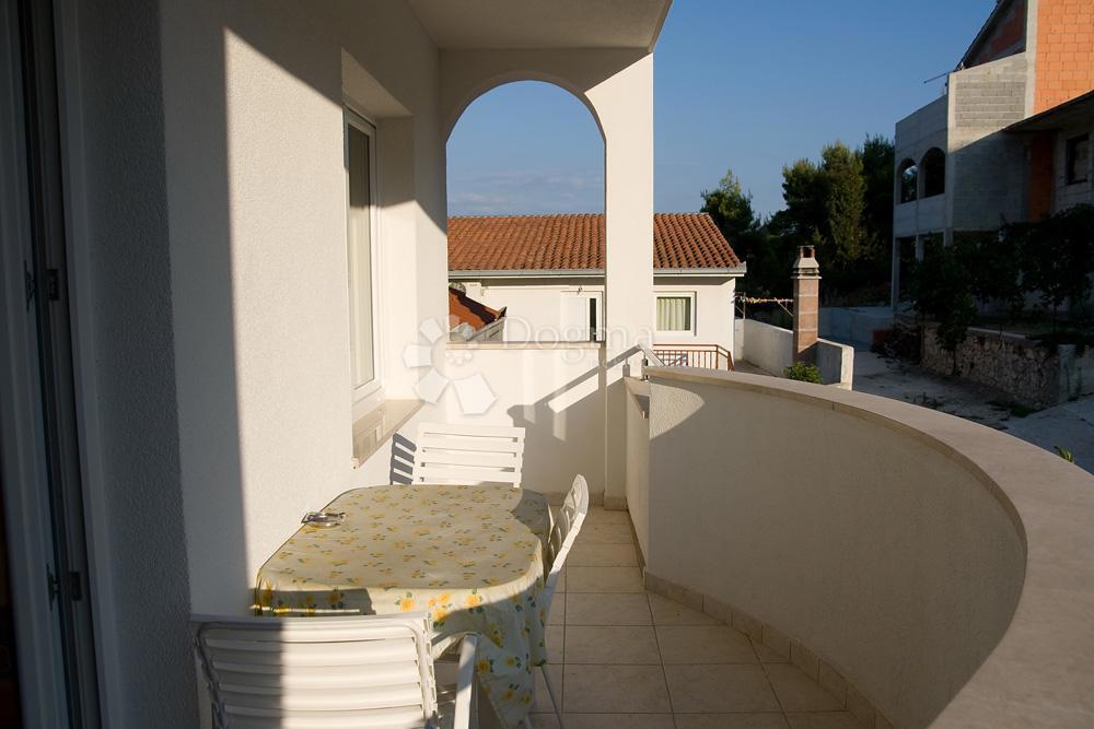 Allogio Arbanija, Trogir - Okolica, 100m2