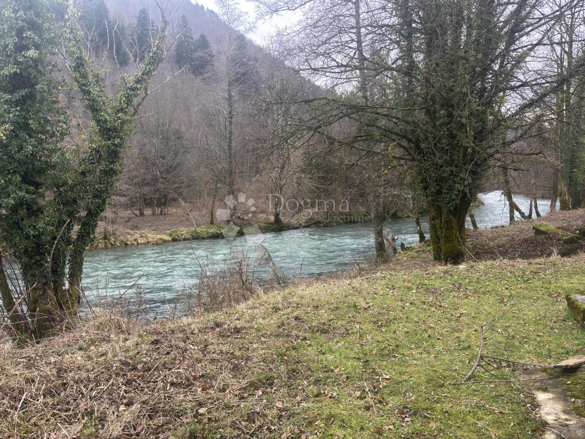 Terreno edificabile Brod na Kupi, Delnice, 442m2