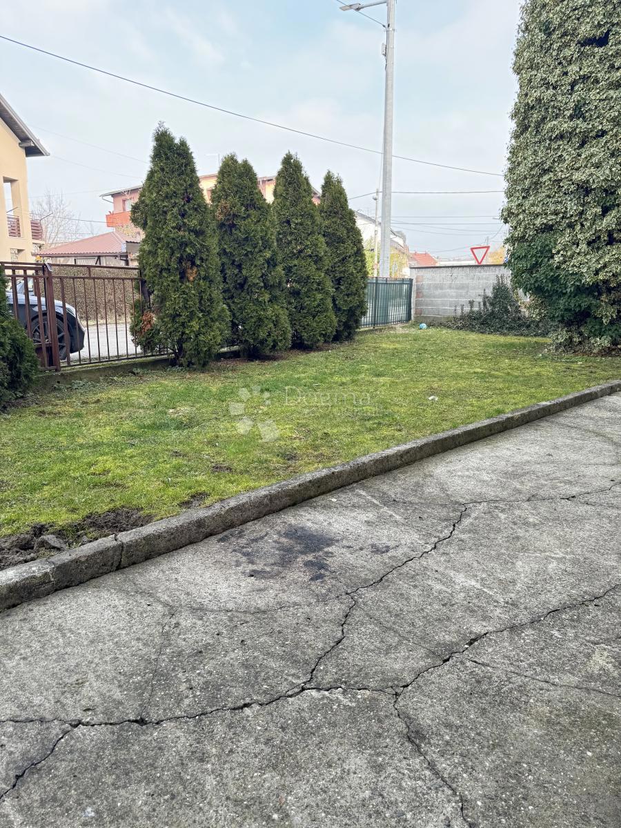 Casa Brestje, Sesvete, 425,33m2