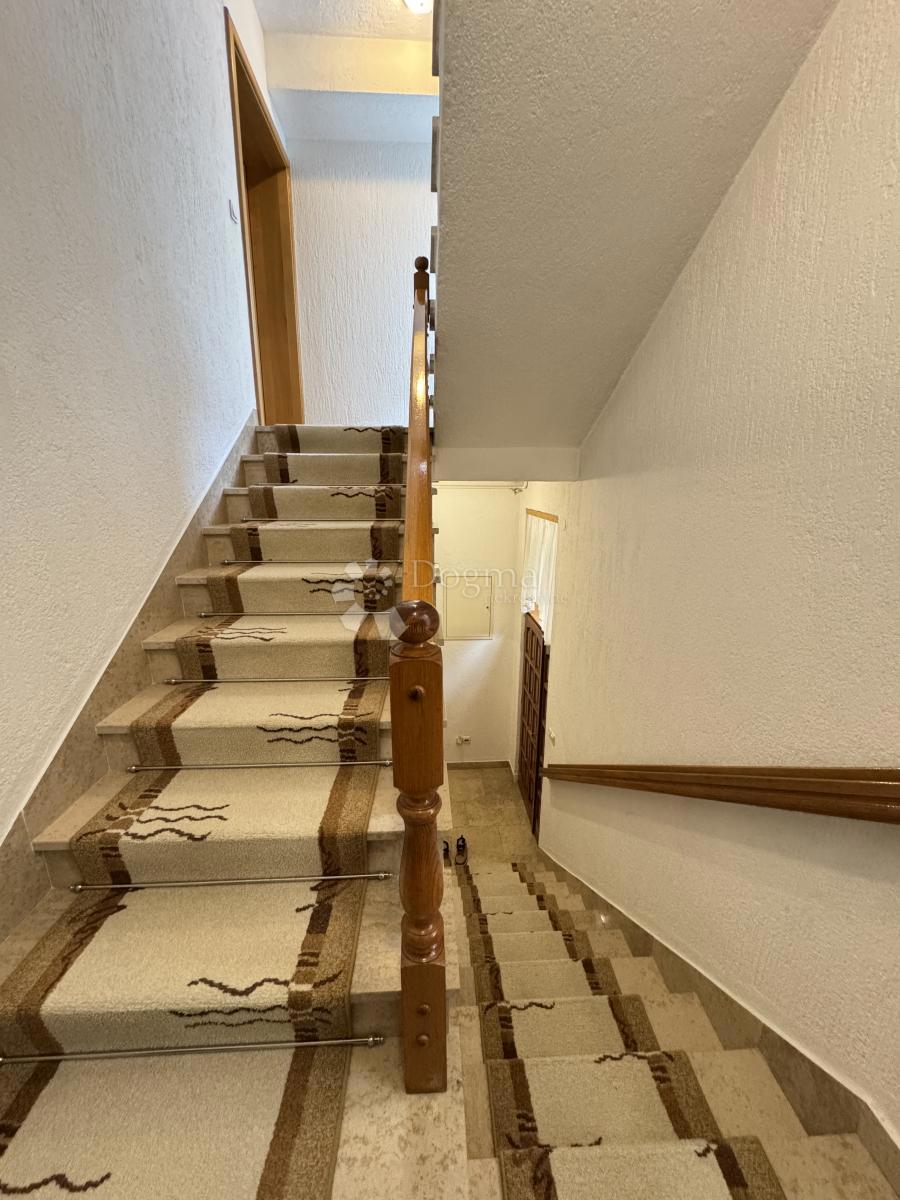 Casa Brestje, Sesvete, 425,33m2