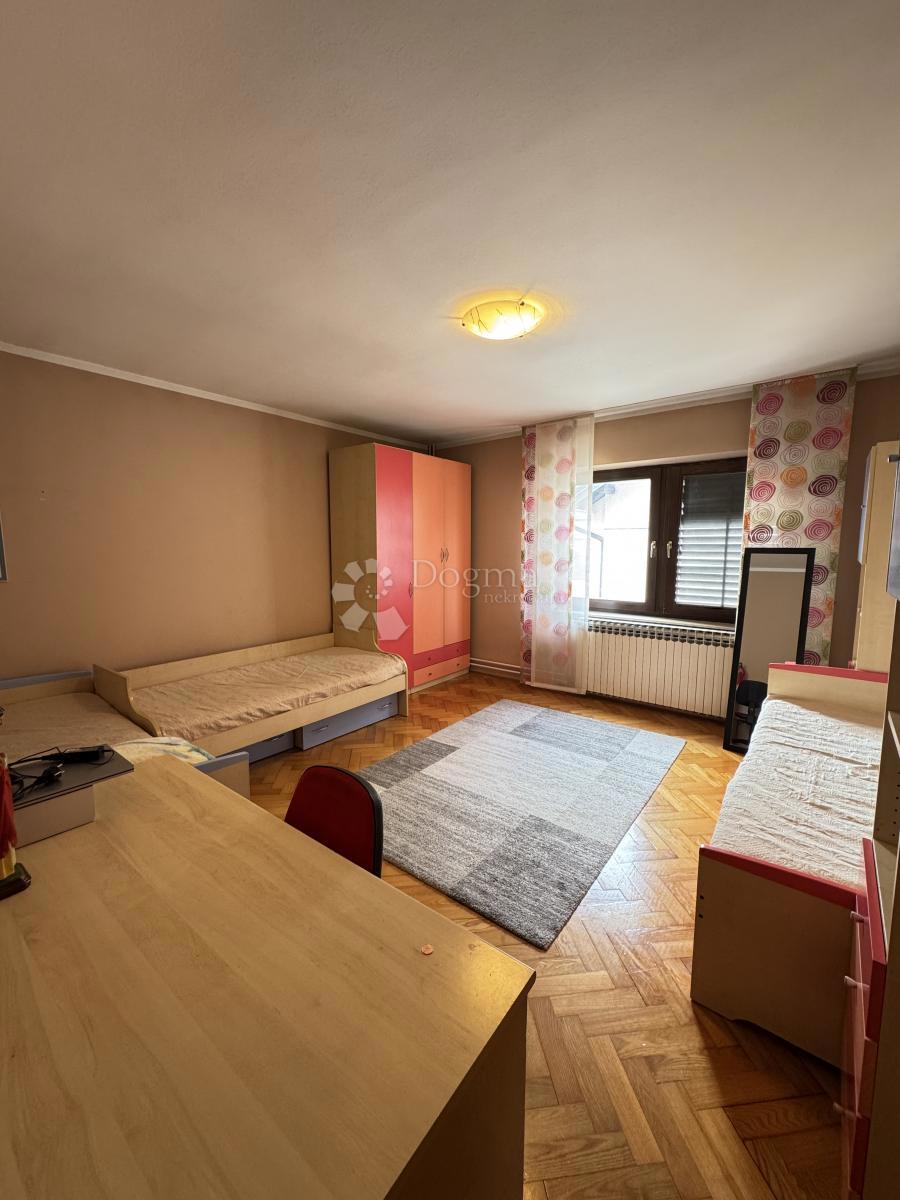 Casa Brestje, Sesvete, 425,33m2