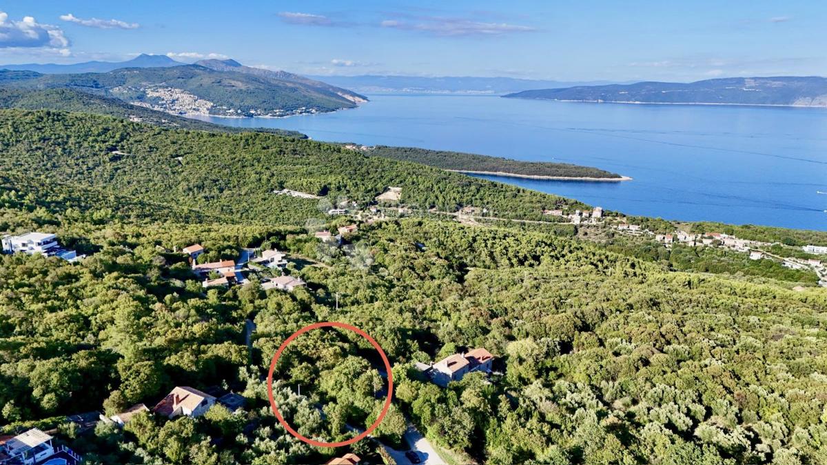 Terreno agricolo Crni, Raša, 422m2