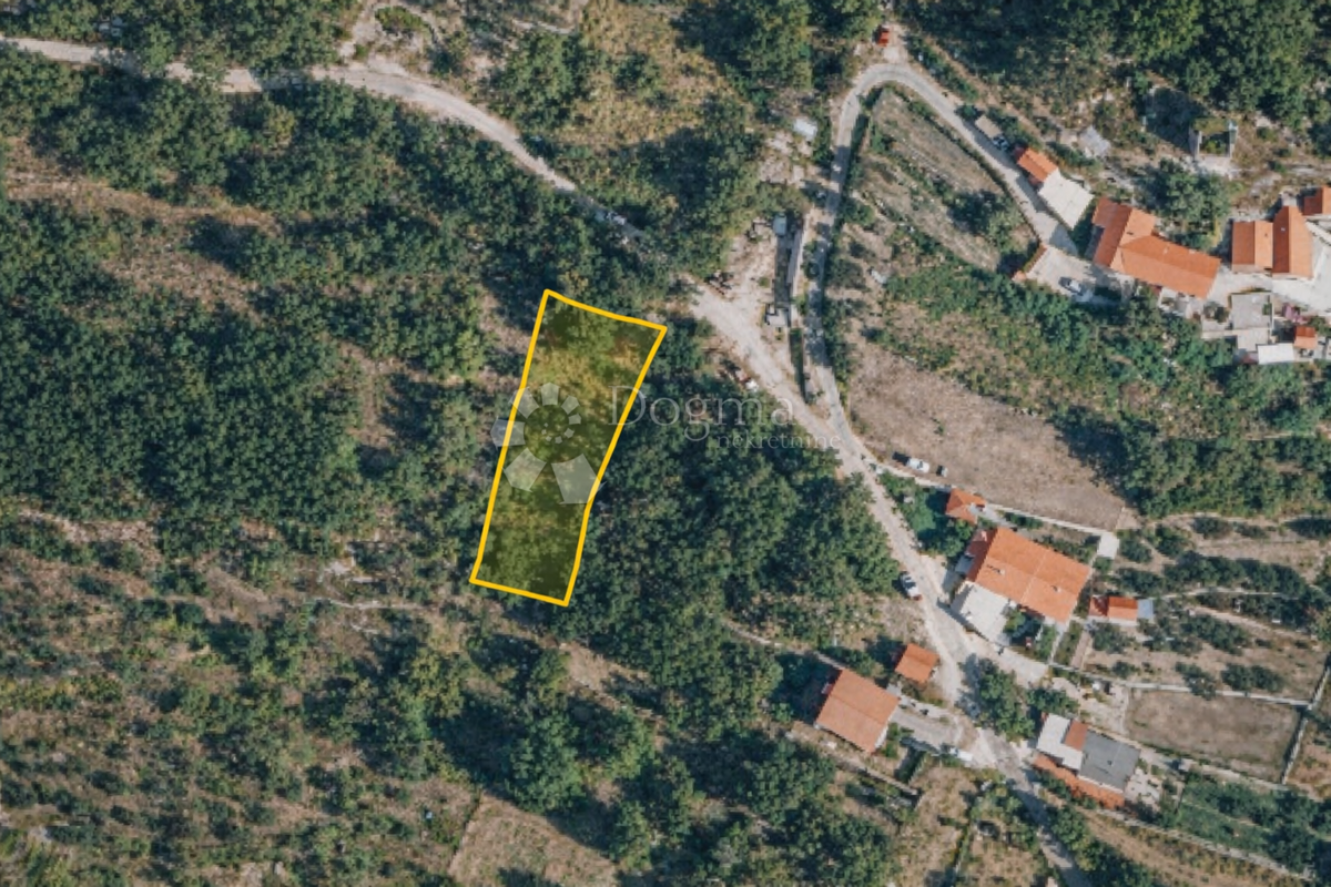 Terreno edificabile Kreševo, Šestanovac, 884m2