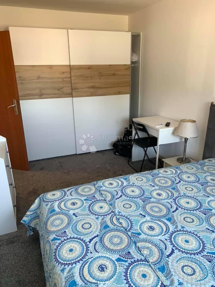 Allogio Veli vrh, Pula, 67m2