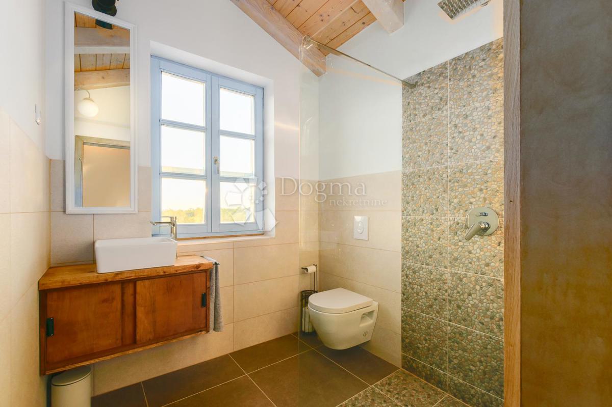 Casa Svetvinčenat, 178m2